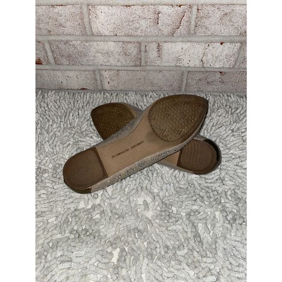 Adrienne Vittadini Gold Slip-ons Women's Size 9M - Picture 5 of 7